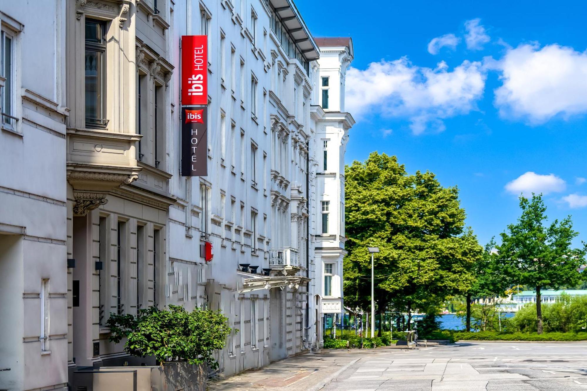 Ibis Hotel Hamburg Alster Centrum Exterior photo